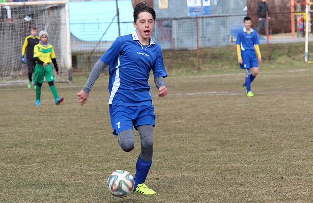 博納文圖拉加盟利雅得青年人.